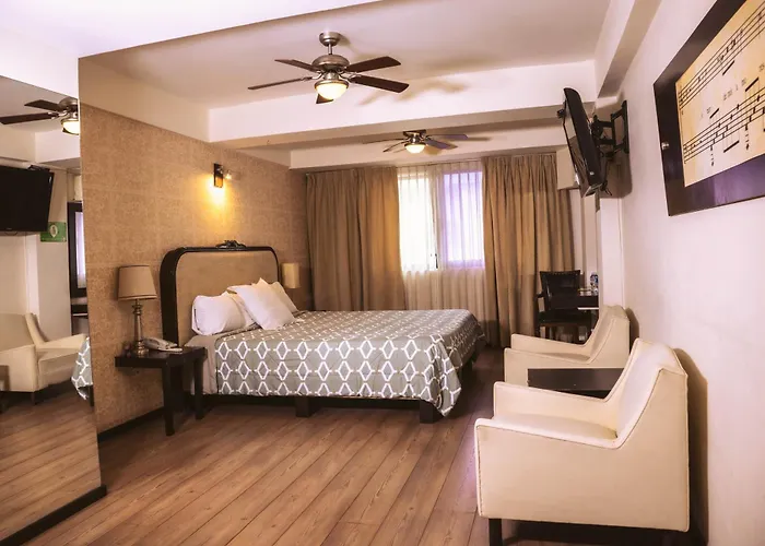 Hotel Clara Luna
